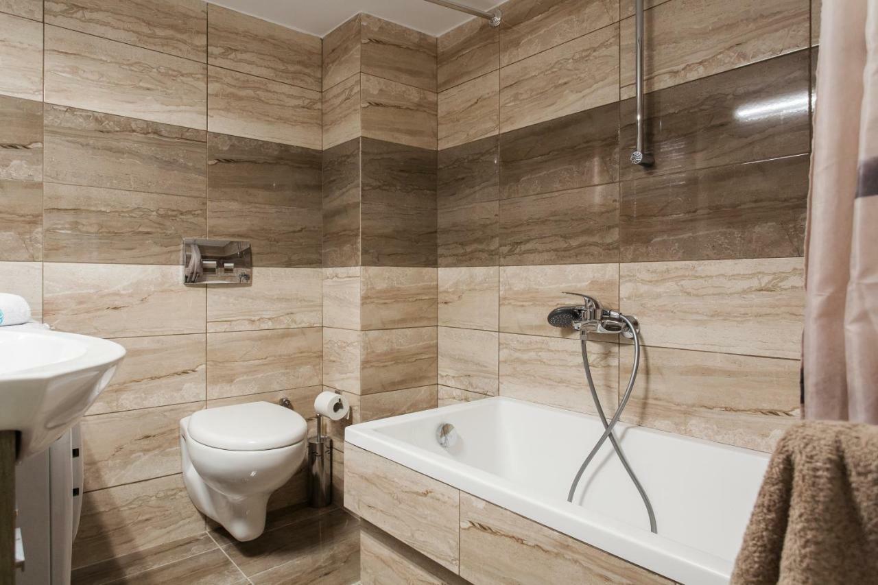 Modern Antique Private Rooms Near To Acropolis Museum And Metro Station أثينا المظهر الخارجي الصورة